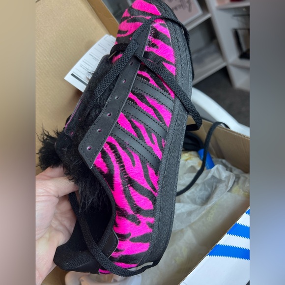 ADIDAS Campus 80s x Jeremy Scott Bones Shoes Pink Black Zebra - Picture 3 of 11